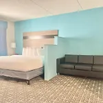 Days Inn & Suites By Wyndham Spokane